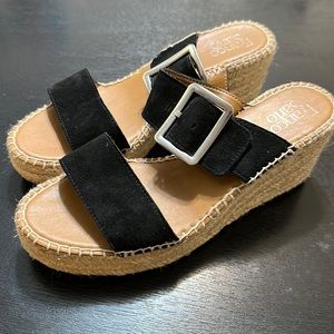 Franco Sarto wedge size 9